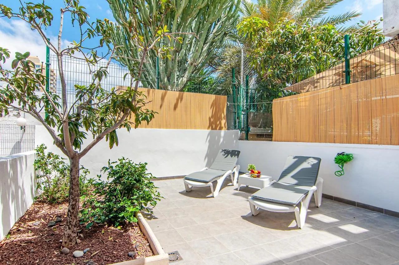 Central 2 Bedroom Apartment Playa De Las Americas