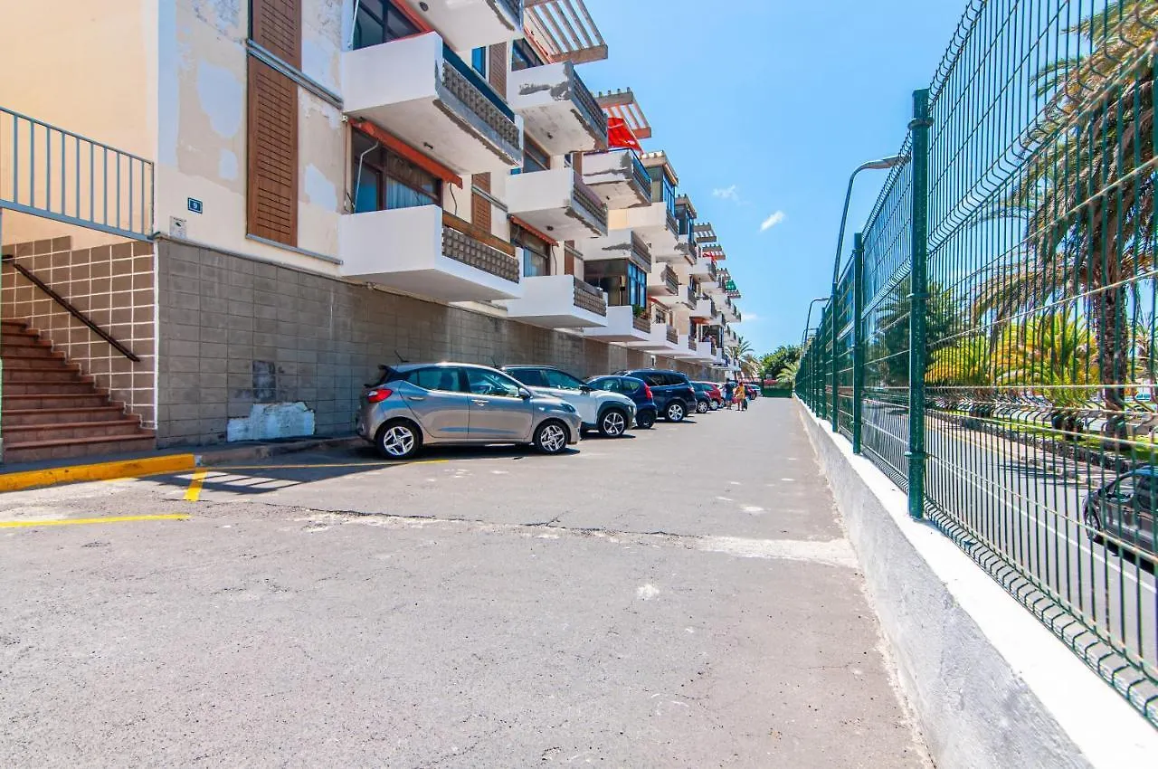 Central 2 Bedroom Apartment Playa De Las Americas