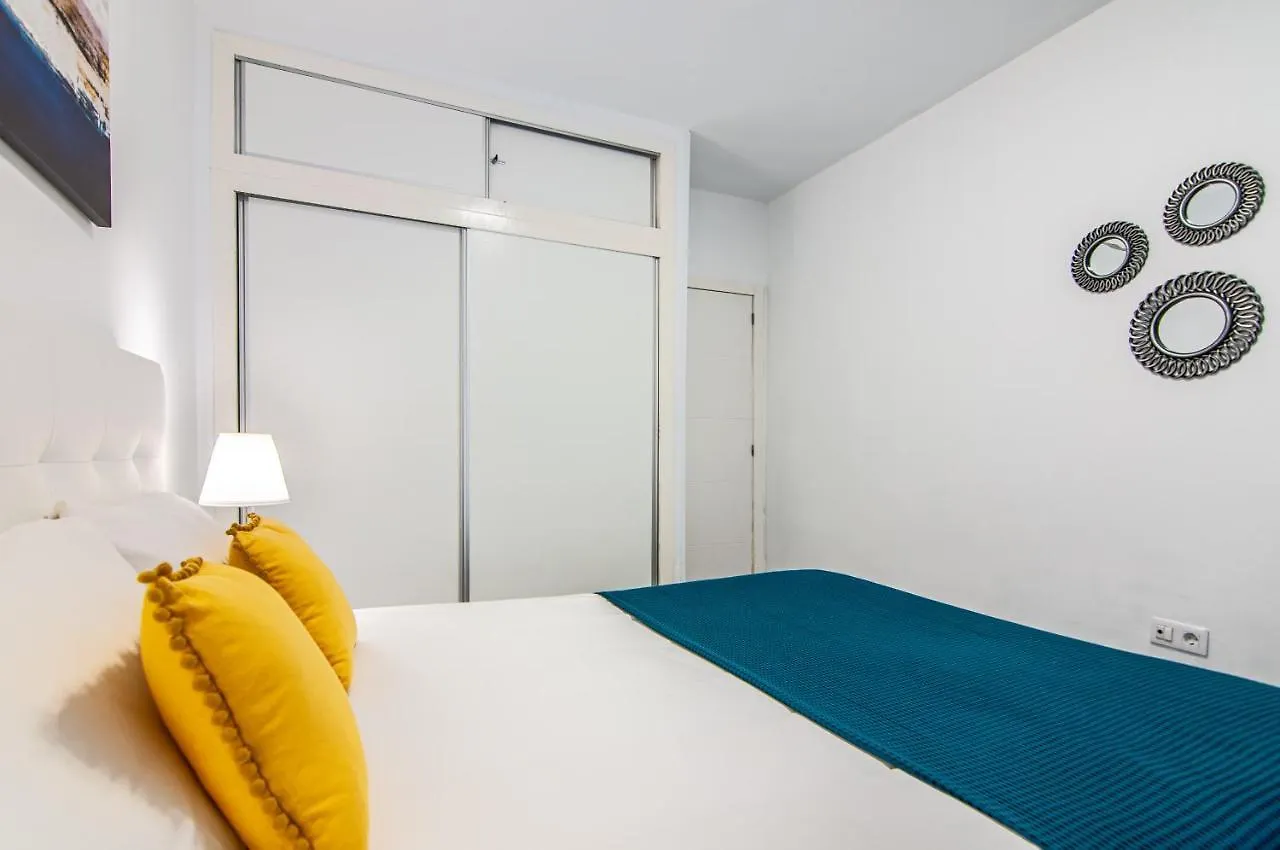 Central 2 Bedroom Apartment Playa De Las Americas  Playa de las Americas (Tenerife)